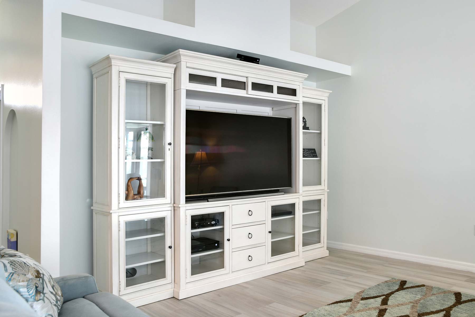 sw-kitchens-entertainment-01