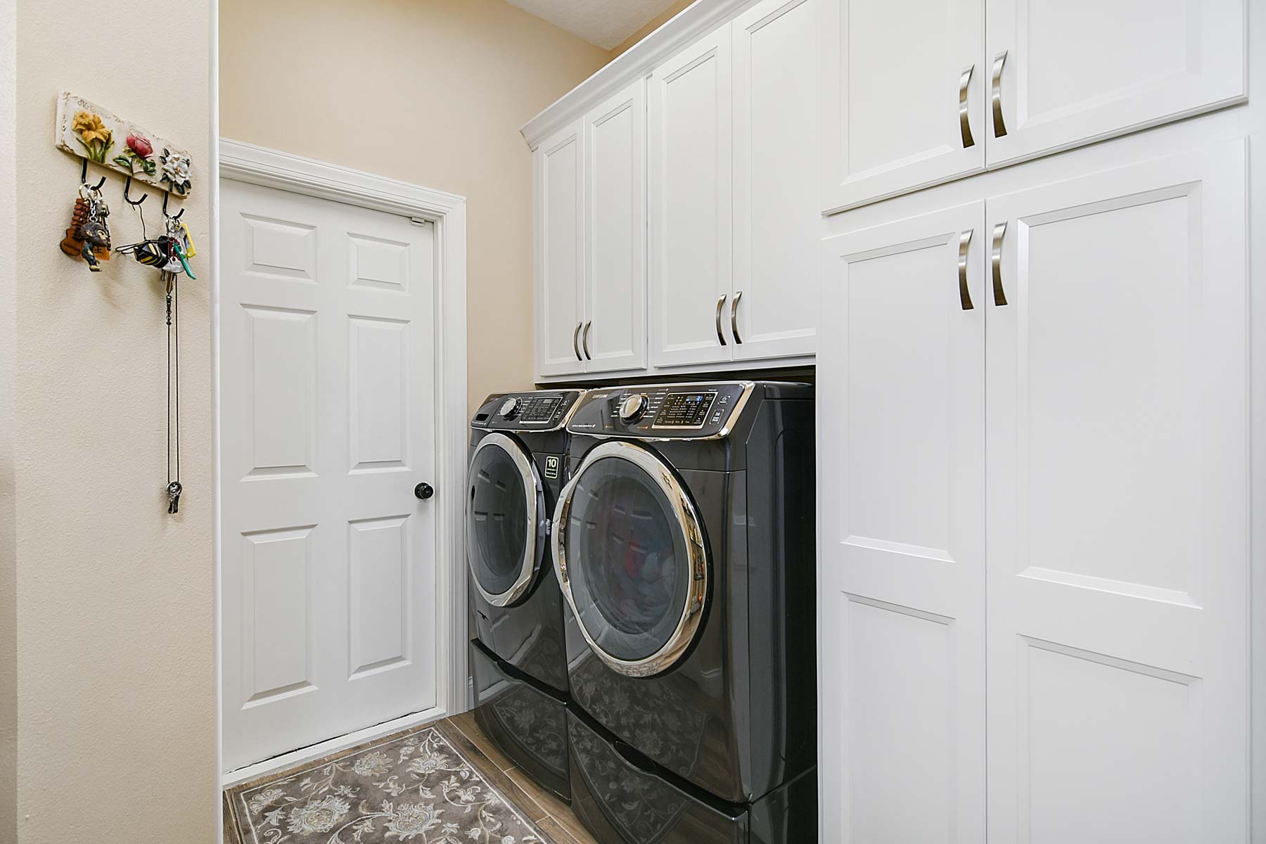 sw-kitchens-laundry-14
