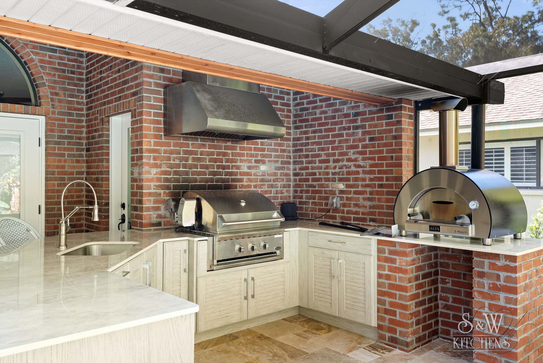 sw-kitchens-outdoor-kitchen-02