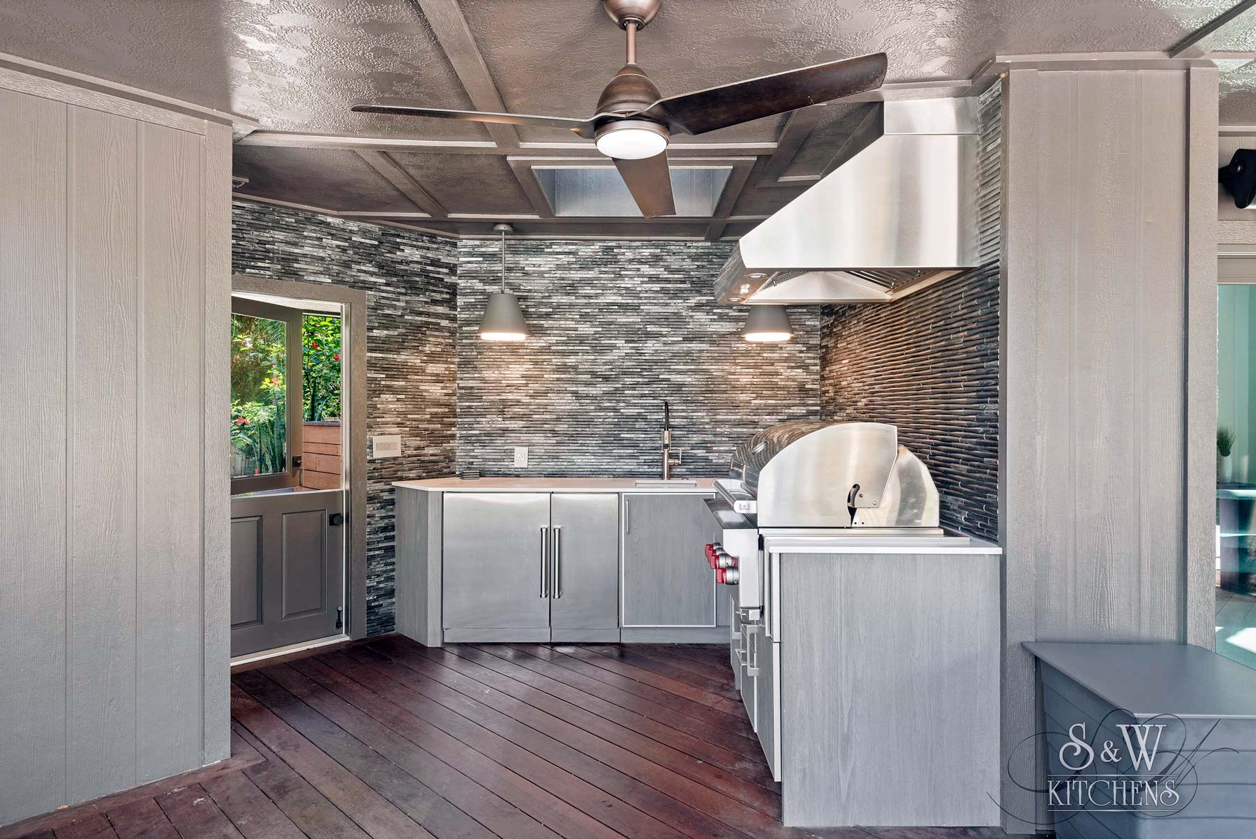 sw-kitchens-outdoor-kitchen-07