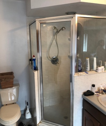 Before-and-After-3-Incredible-Bathroom-Makeovers-P6