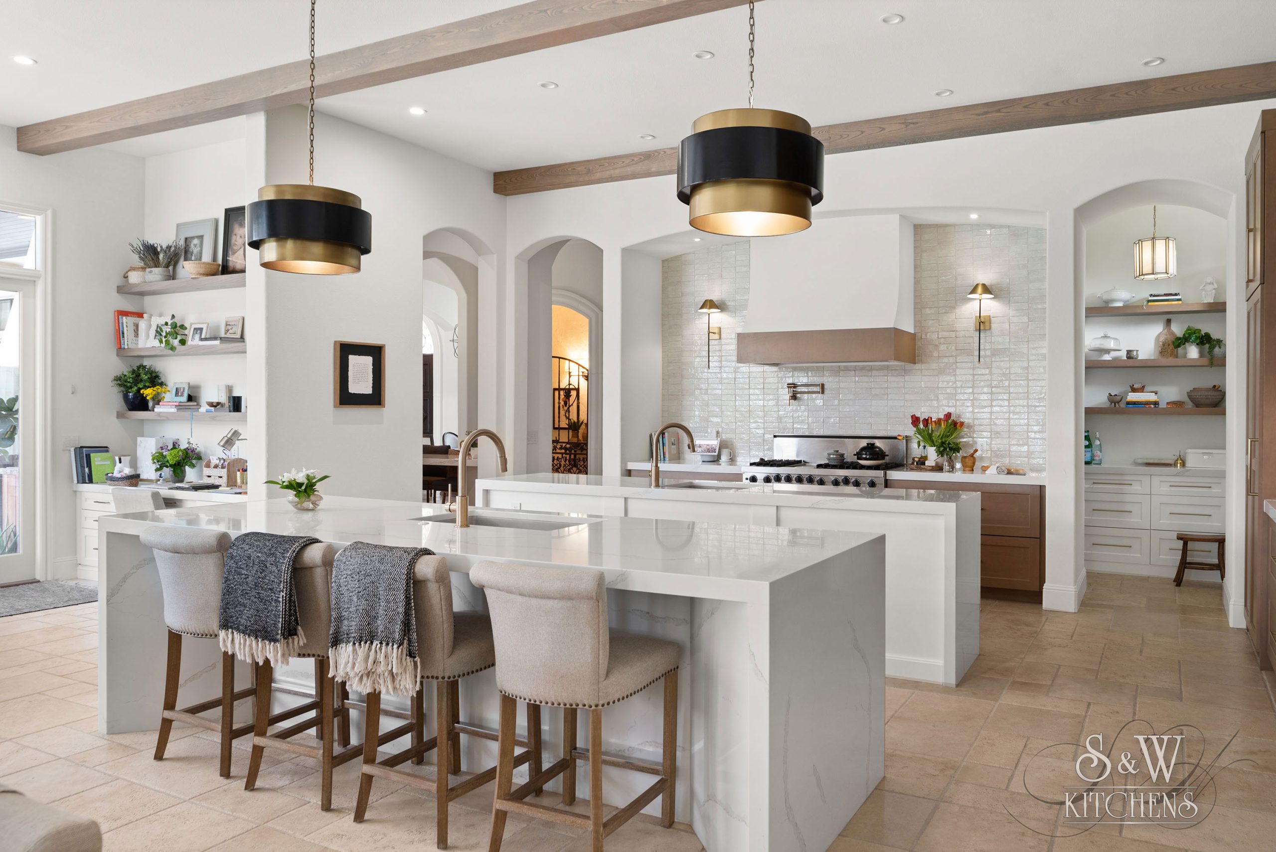 12-27-22-Beautiful-Transitional-Kitchen-with-a-Butlers-Pantry-P1 luxury kitchen remodel with butlers pantry in winter park, fl