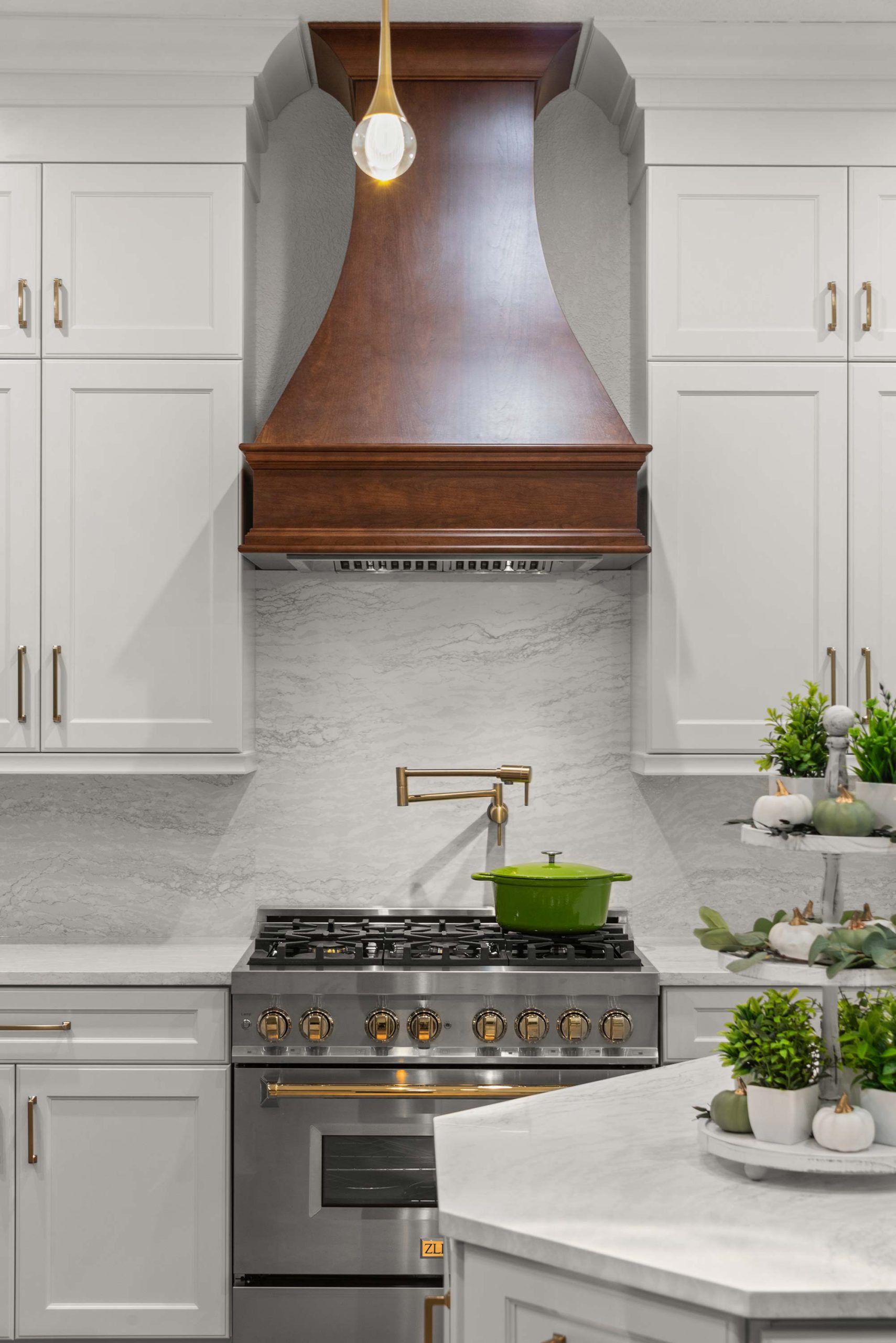 Blog-P2-S_W-Gustin-Kitchen-9 white kitchen remodel in windermere, fl