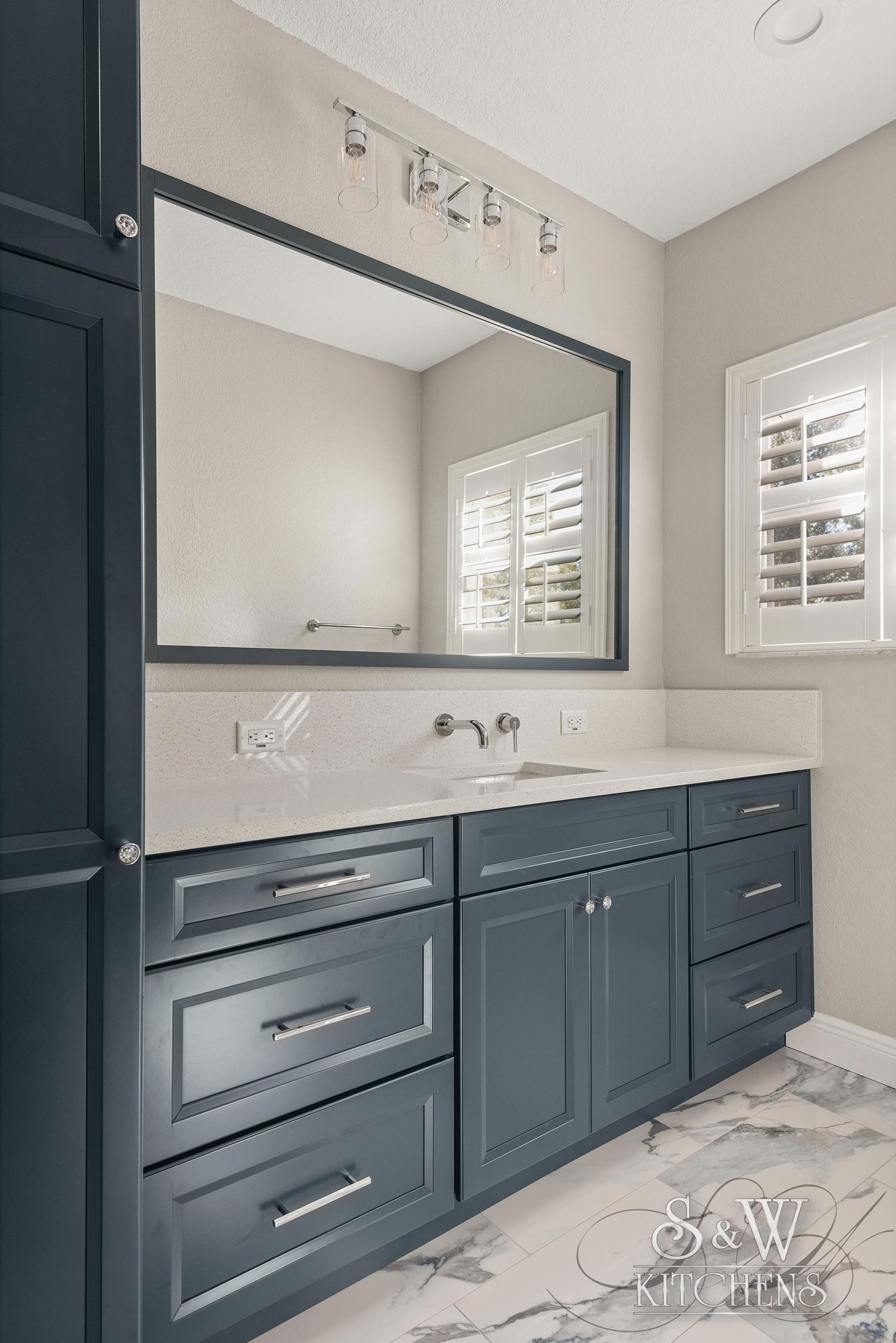 Blog-P6-SW-Flynn-Bathroom-2 blue bathroom vanity in seminole county, fl