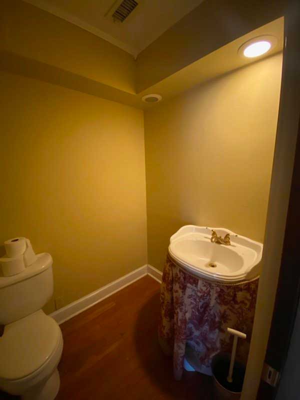 04-14-23-Outdated-1960s-Cottage-Transformed-into-Beautiful-Modern-Oasis-P5