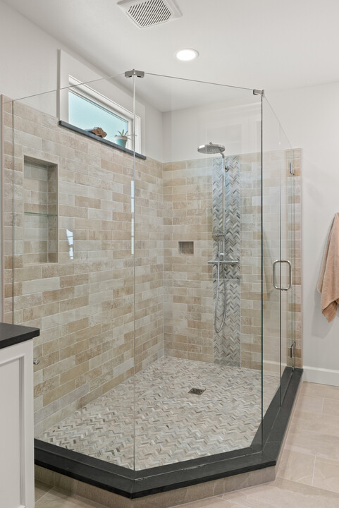 S-W-Mahler--24--481x720-72d7e5f9-e942-4bcb-a75a-daf9d6e956d2 bathroom remodel tampa fl