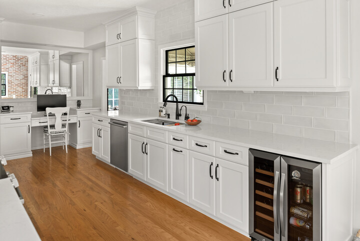 S-W-London-Kitchen--6--720x481-3387ad35-5832-4159-ace0-80628167eb39 kitchen remodel in windermere florida