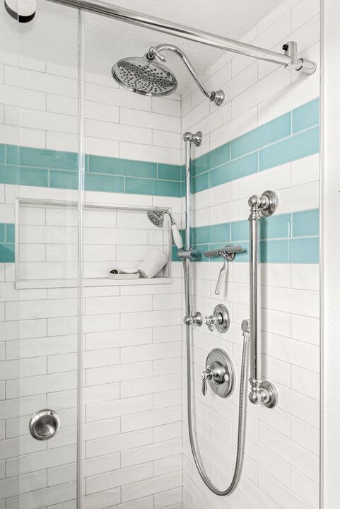S-W-Mooy--14--481x720-296cb88e-777a-4db1-a964-d0468832ff64 bathroom remodel in st pete beach