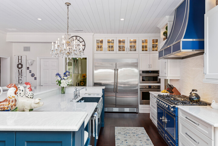 SW_Ellzey_Kitchen_Bar_007-720x481-cdfde7bf-3427-4632-b64f-e1e6585dc833 vintage kitchen remodel in winter park fl