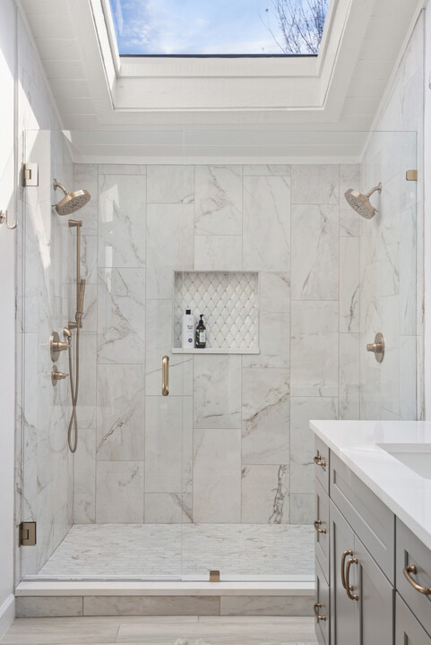 S-W-Elmer--14--481x720-b69fd145-8721-4ef8-a43e-c7d7424f072a before and after bathroom remodel in orlando fl