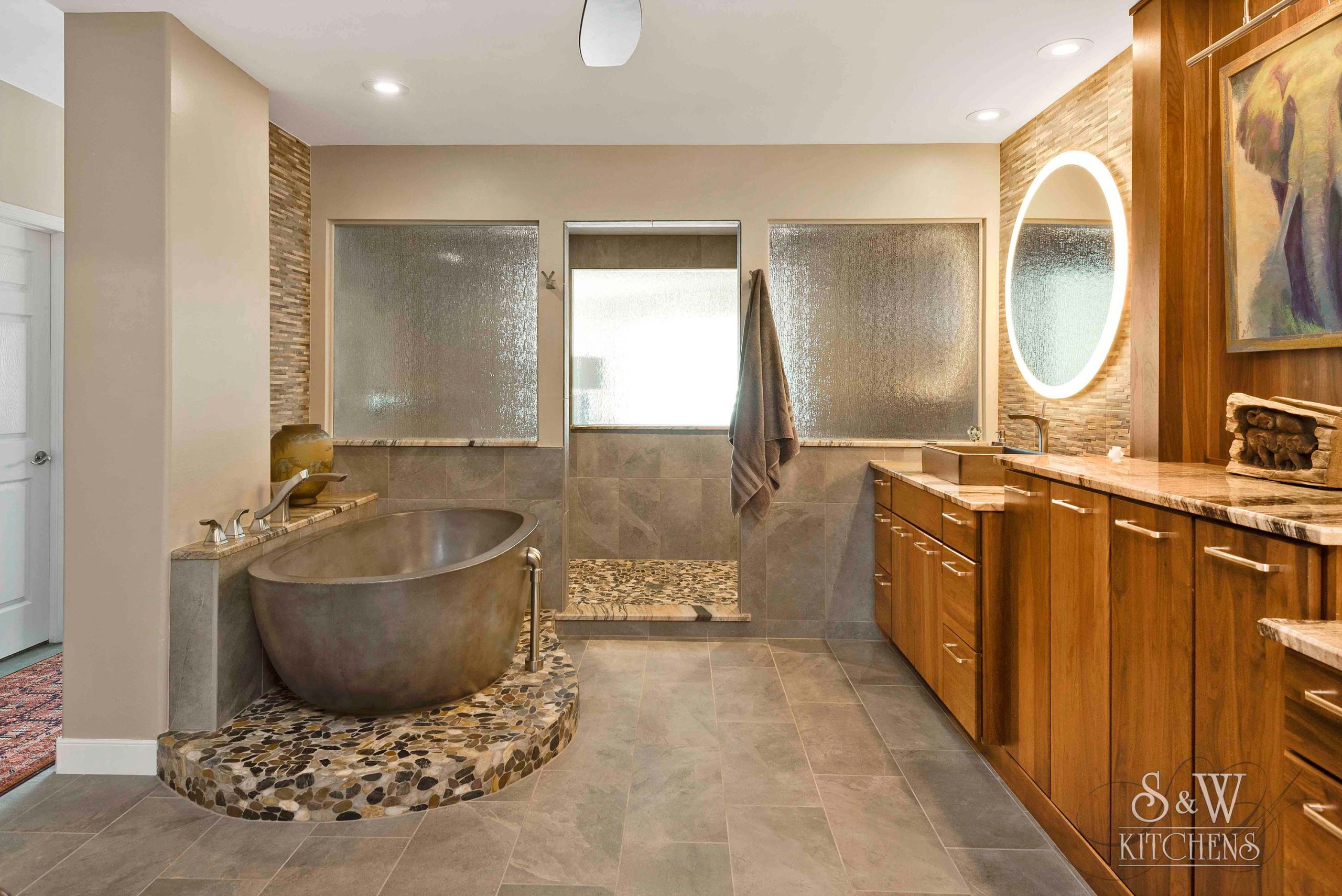 36-S-W-hetrick_masterbath_003