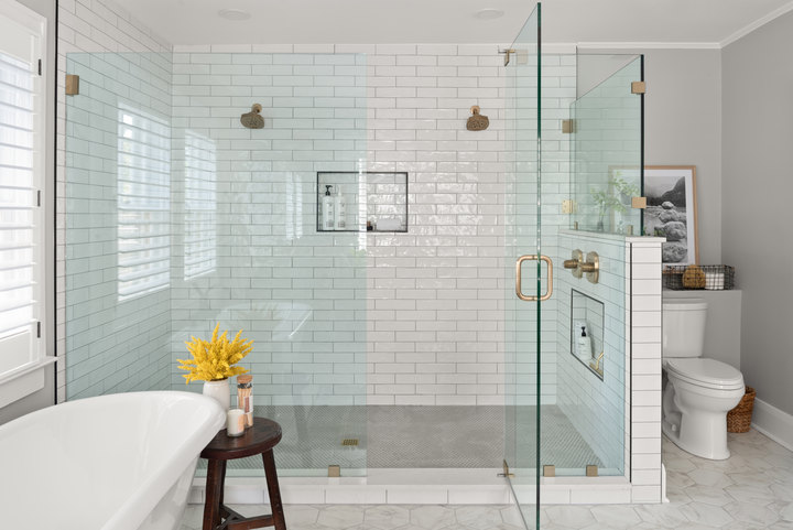S-W-Callihan--29--720x481-ce3f0321-4870-4018-8ae9-8d22bc8630e4 walk in shower in a tampa fl bathroom remodel