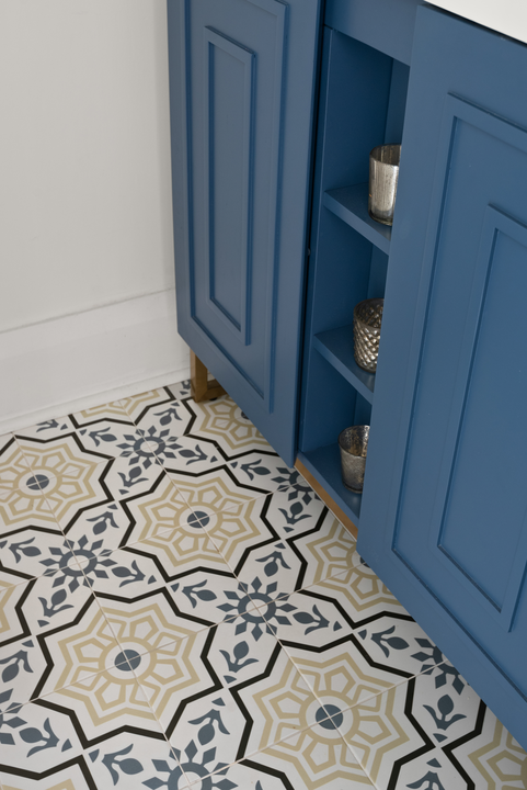 S-W-Callihan--4--481x720-69cf9266-6187-4a9e-b339-945104ab539c bathroom tile flooring in a tampa fl bathroom