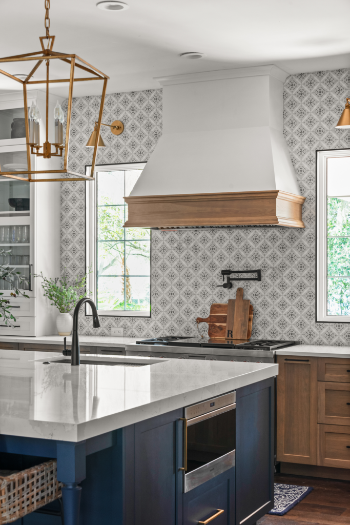 S-W-Ramsay-Kitchen--11--1001x1500-c4d4b681-ee2f-4f60-b697-ac8f5313da67